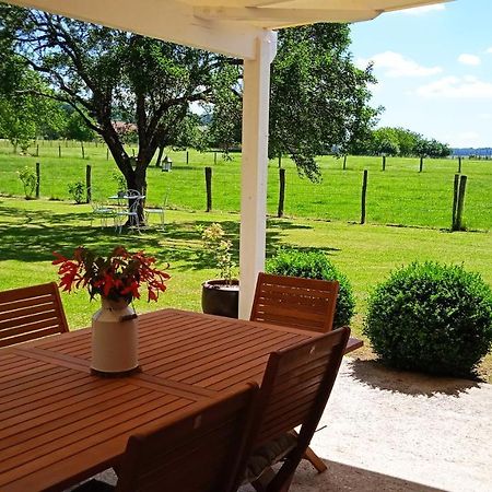La Taniere Douce Bed and Breakfast Soulaucourt-sur-Mouzon Exteriör bild