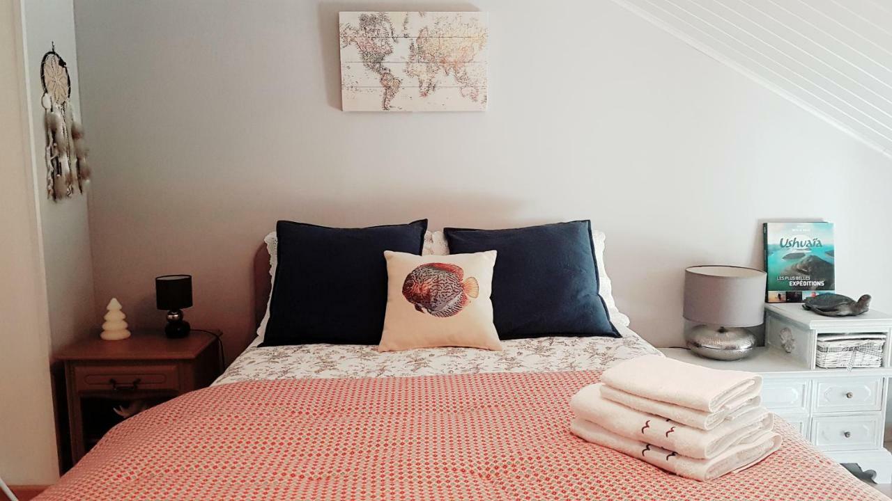 La Taniere Douce Bed and Breakfast Soulaucourt-sur-Mouzon Exteriör bild