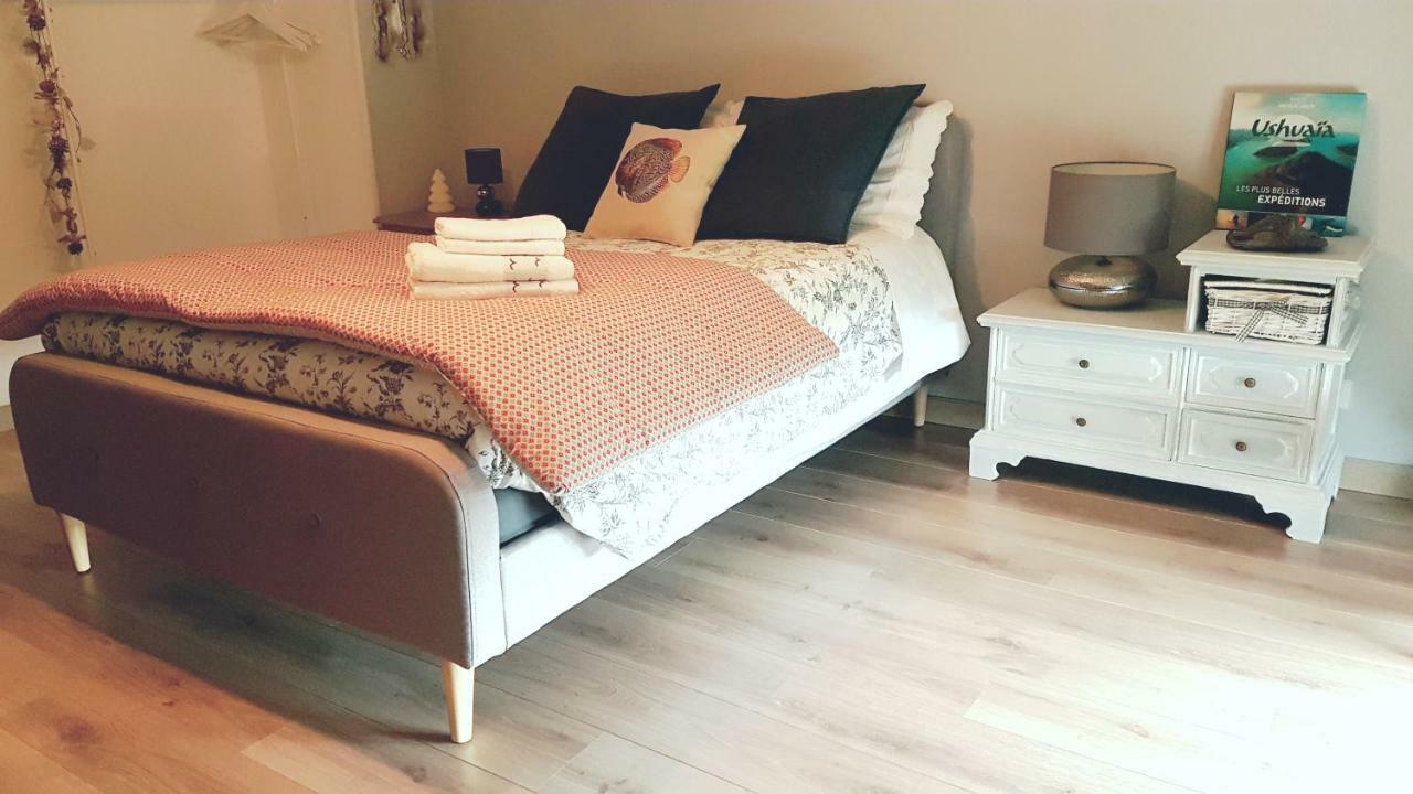 La Taniere Douce Bed and Breakfast Soulaucourt-sur-Mouzon Exteriör bild